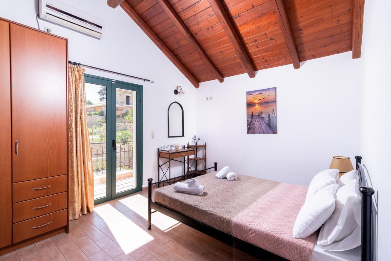 Ferienwohnung Vrisanos Pitsidia Exterior foto