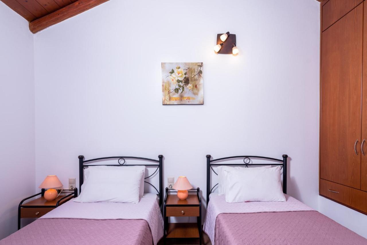 Ferienwohnung Vrisanos Pitsidia Exterior foto
