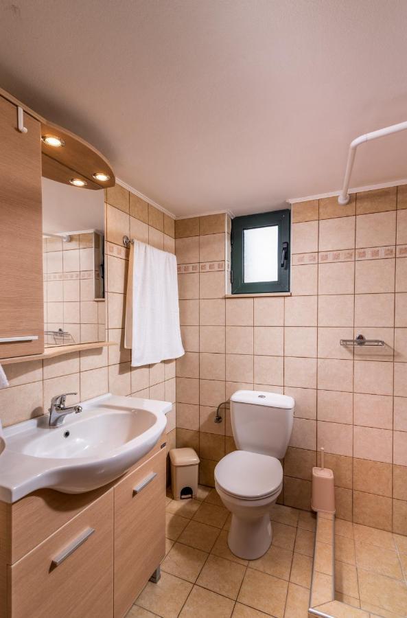 Ferienwohnung Vrisanos Pitsidia Exterior foto